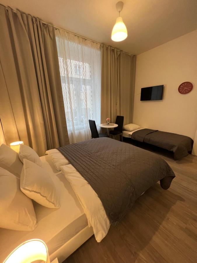Maria Apartment Liben Prag Eksteriør billede